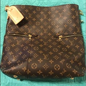 Louis Vuitton mirrored 1:1 style